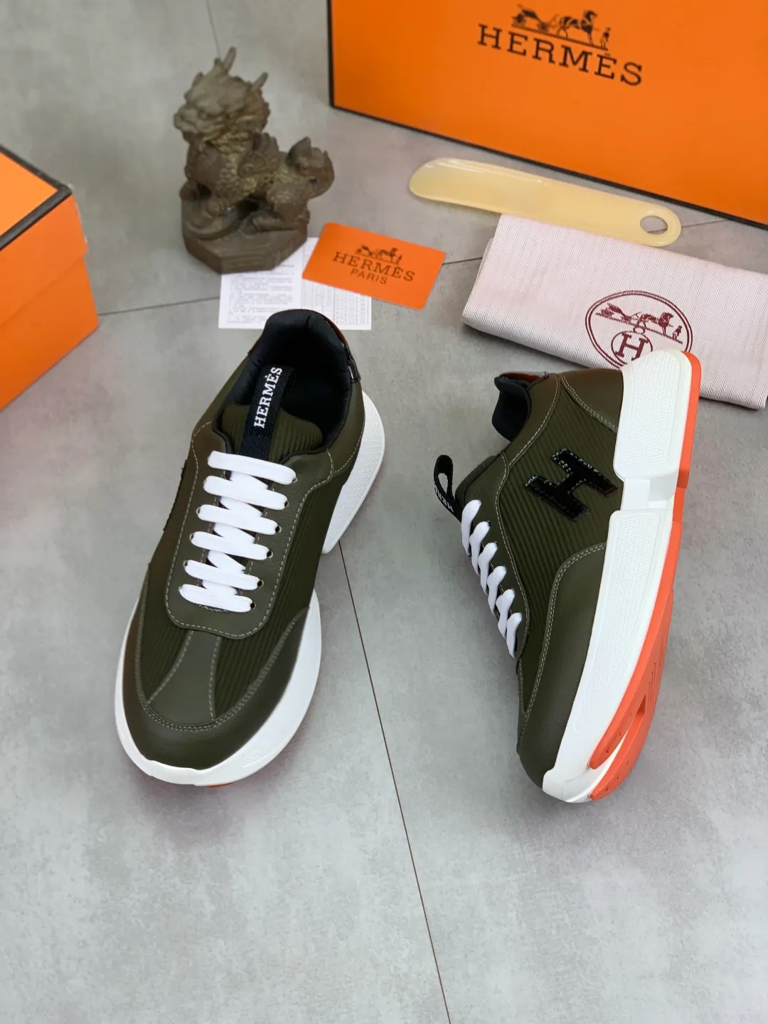Men's men's shoes P460 new style [HERMES] Hermès - High-end quality original order - Upper: 🔝Nappa calfskin, sewn brand 'H' totem - Inner: water-dyed cowhide - Outsole: ultra-light TPU foam; molded outsole - Ultra-high quality control·Fine workmanship: highlighted (high-end·nobility·grade) -Size: 38-44 (45 can be customized)·